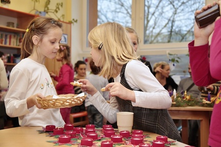 Vánoční besídka s jarmarkem družiny p. vychovatelky Václavíkové 15.12.2014