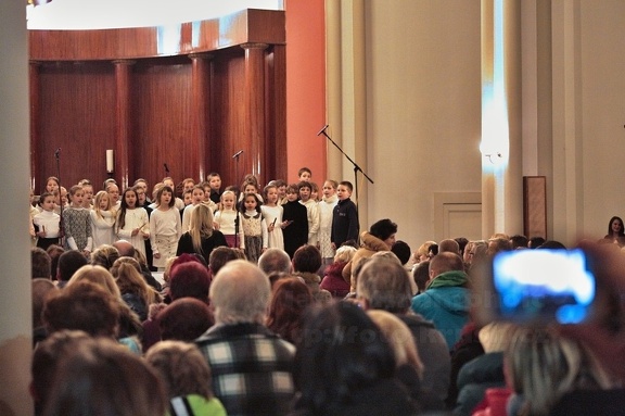 Vánoční koncert ZŠ Stupkova - Husův sbor 16.12.2014
