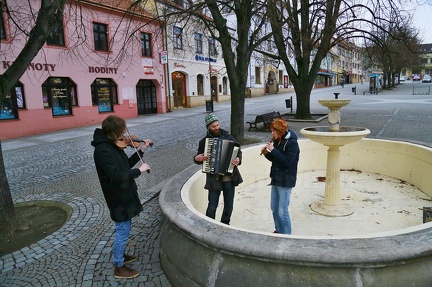 Zrní - prvních 15let - návrat ke kořenům - Skleník Boskovice 20.2.2016