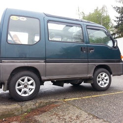 SUBARU Libero (Domingo, Sambar)